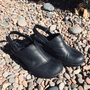 B.O.C Black Leather Strap Clogs • NWOT